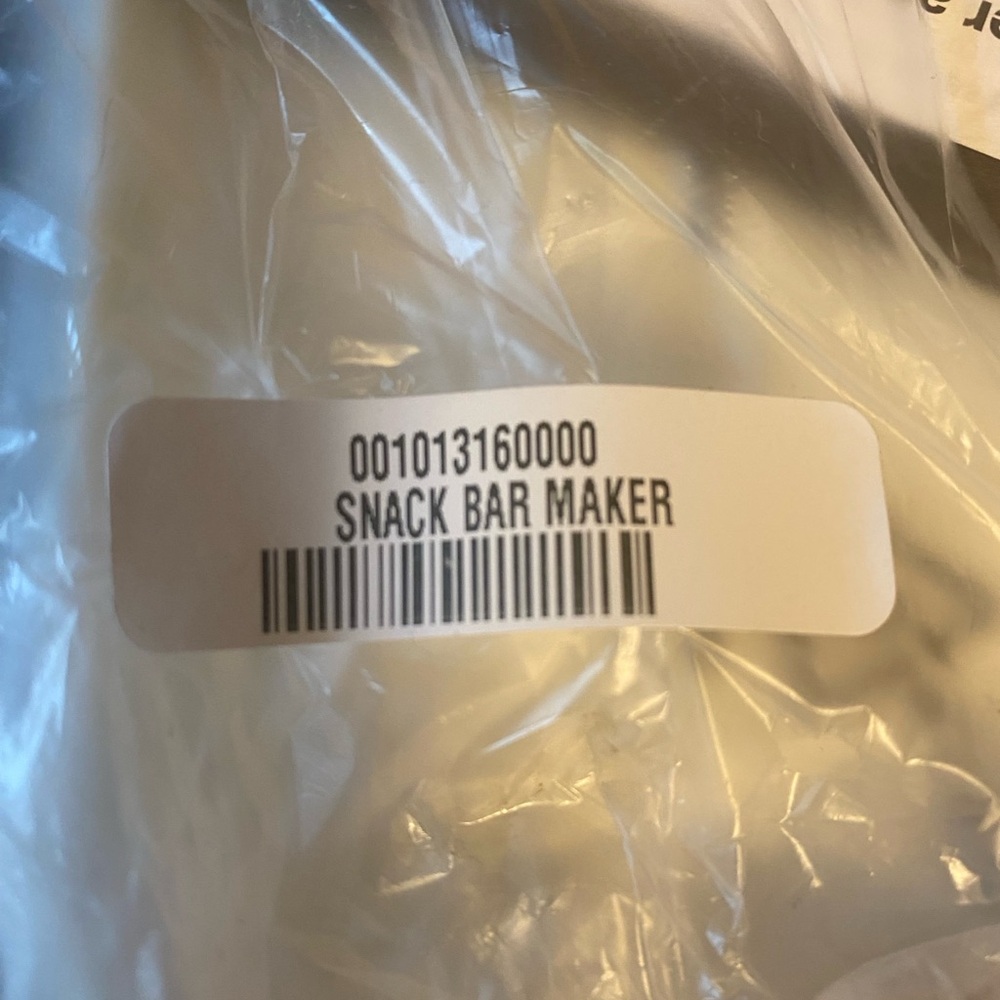 Tupperware Snack Bar Maker
